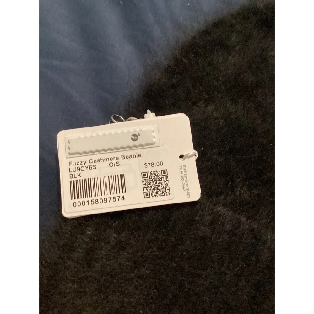 Lululemon Fuzzy Cashmere Beanie Black LU9CY6S One‎ Size NWT